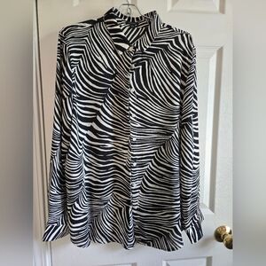 Ann Taylor Flowy Blouse XL.